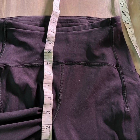 Lululemon Swift Speed High-Rise Brushed Tight 28"
Black Size 6 W5CW4S - Picture 14 of 16